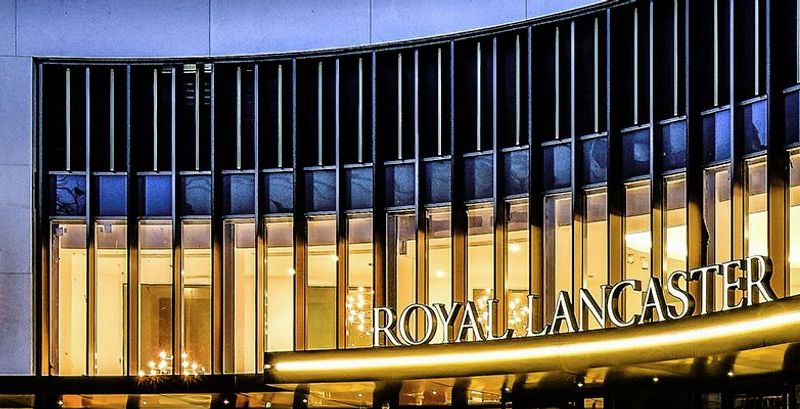 Royal ~Lancaster Carousel 2.jpg